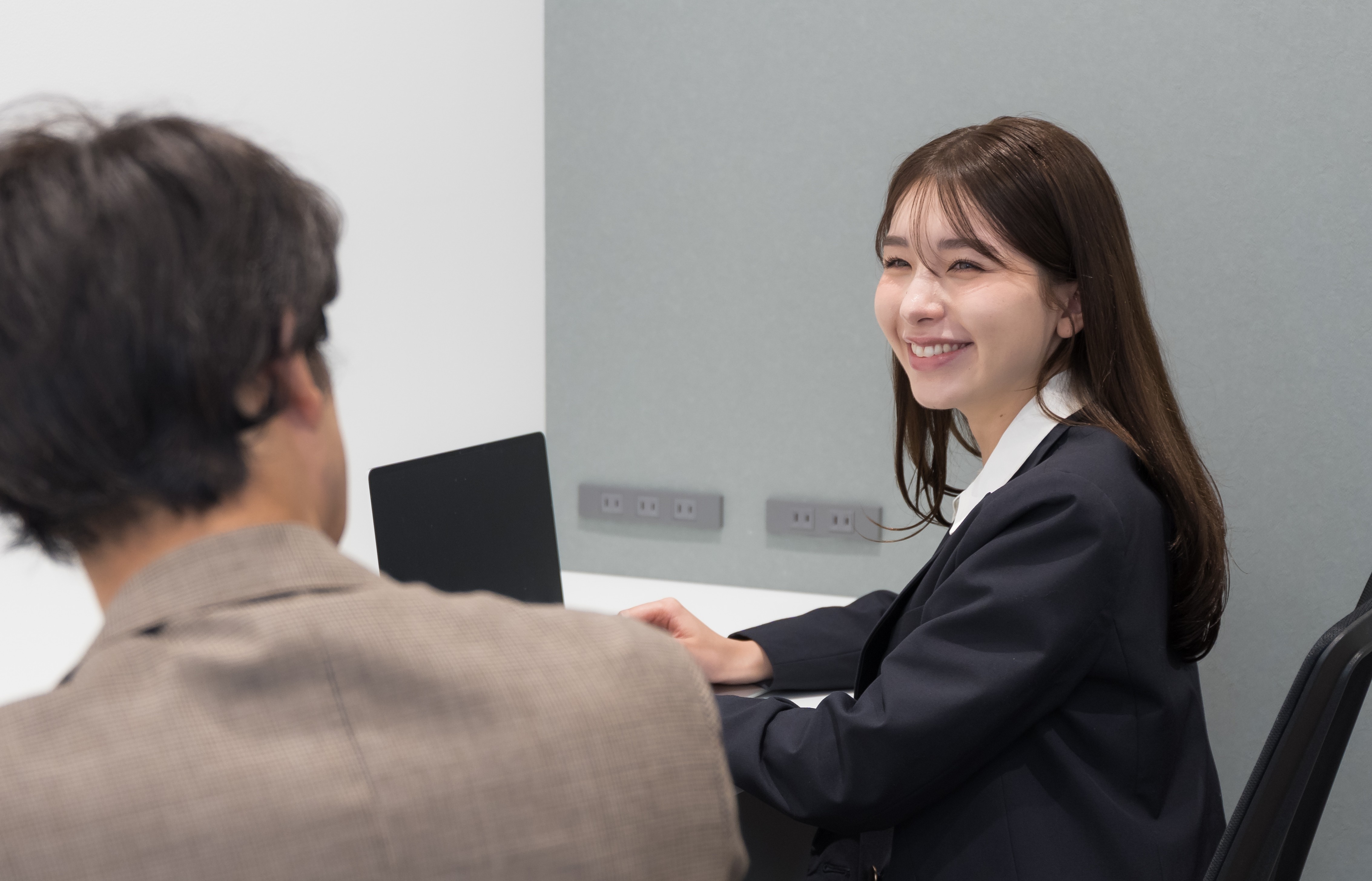 落ち着いた会議室・来客対応